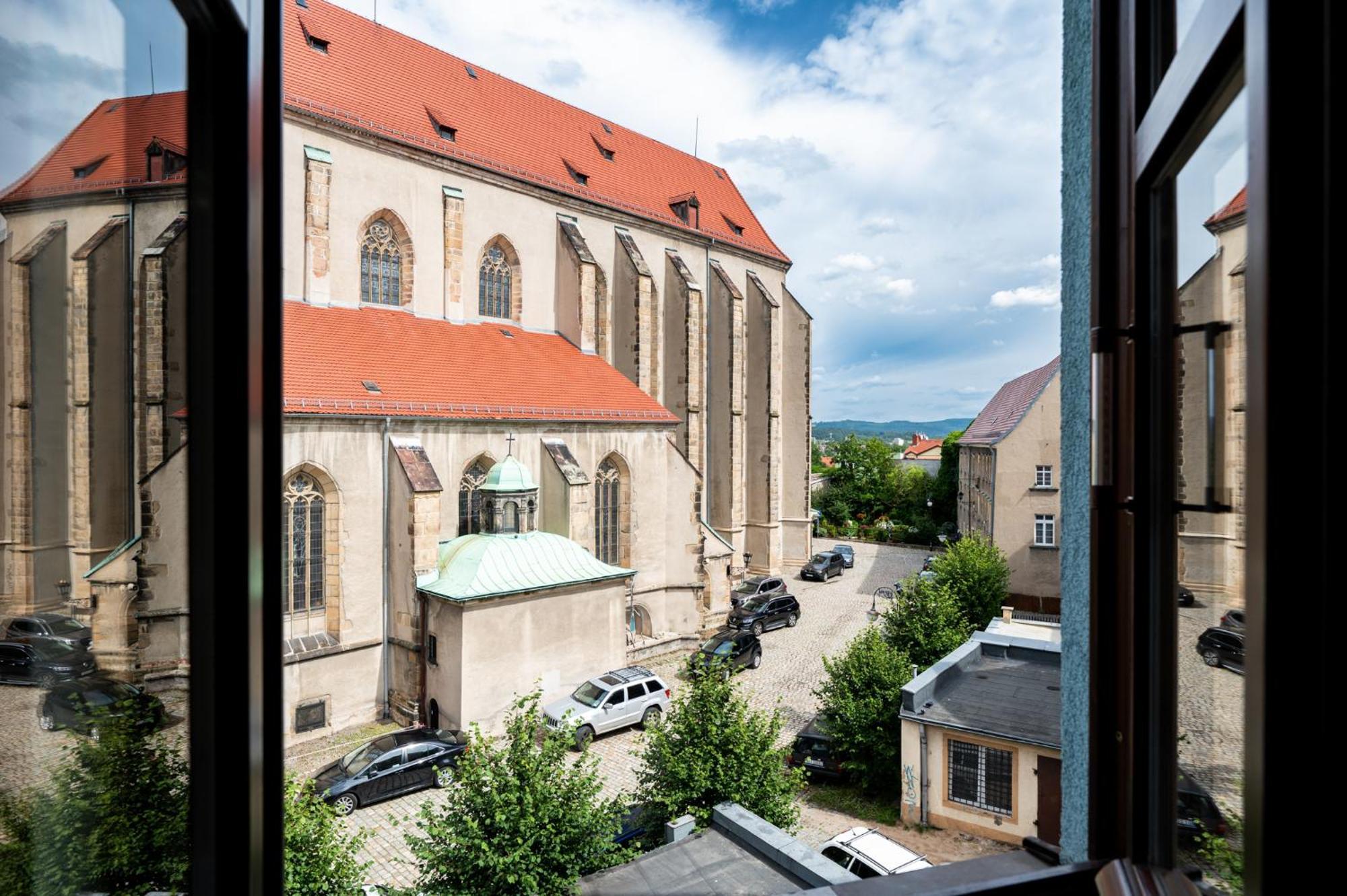 Studio Annabel Еленя-Гура Экстерьер фото
